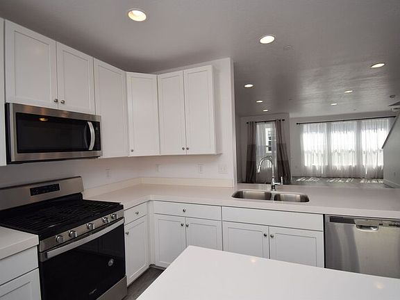 3rd image of 3845 W Mossmorran Ln