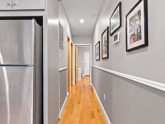 5th image of 457 Lafayette Ave APT 1