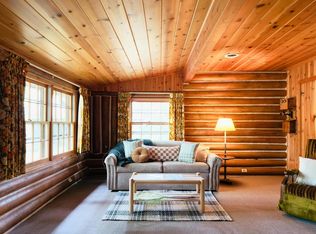 N4315 Cedar Ln, Cambridge, WI 53523