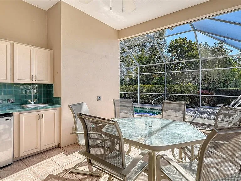 5811 White Oak Bayou Ct — Photo 34