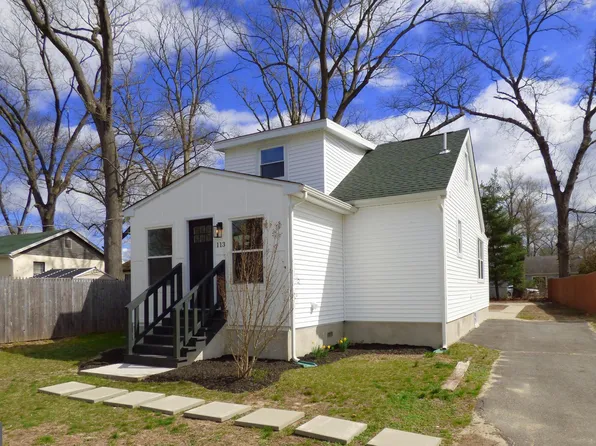 113 Delaware Ave, Hainesport, NJ 08036