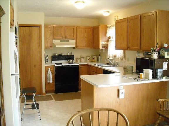 4th image of 9855 Brandi Ln