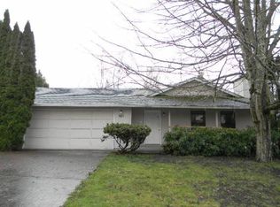 305 NW 102nd St, Vancouver, WA 98685