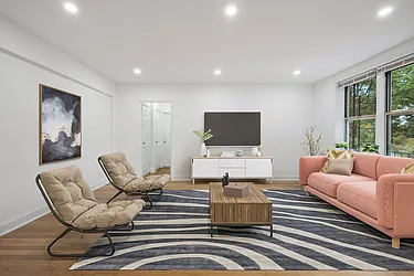 Sold by BREU CHURCHILL