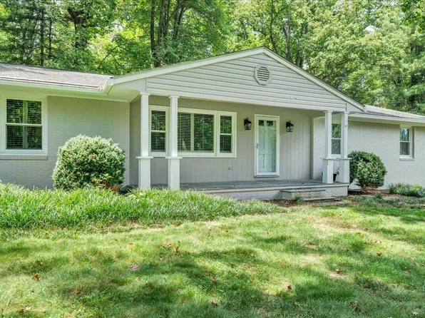 6932 Mary B Pl, Roanoke, VA 24018