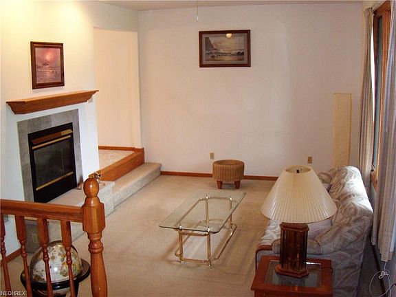 4th image of 7990 Harris Dr