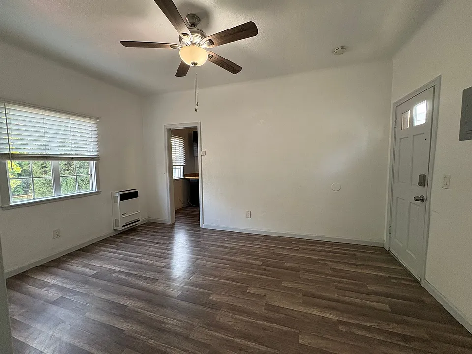 1000 Redondo Ave