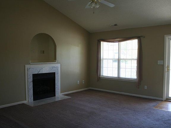 4th image of 3260 Forest Creek Ct