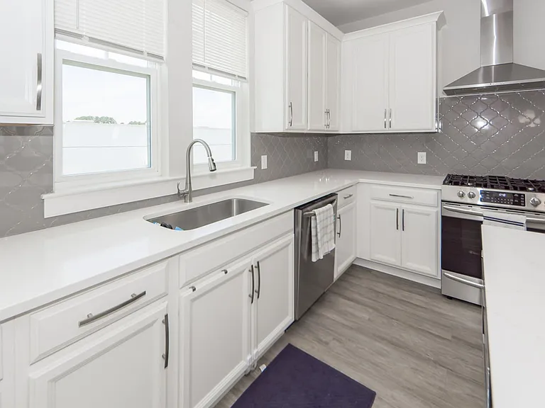 1665 Indy Dr — Photo 11