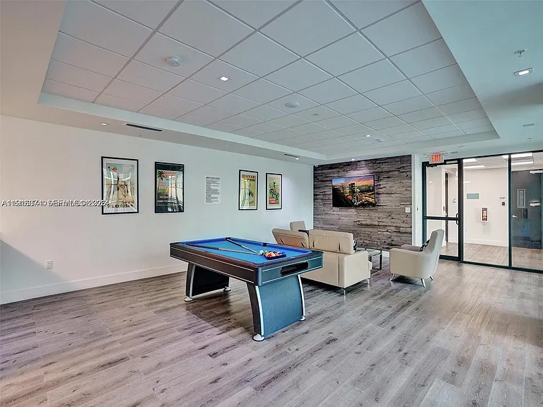 4100 SW 64th Ave #308 — Photo 31