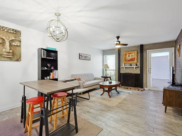 5520 Boca Raton Blvd APT 302, Fort Worth, TX 76112