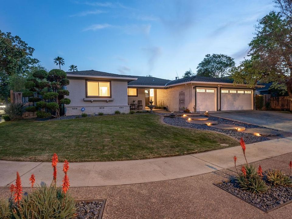 1st image of 1206 Swinging Gate Ct