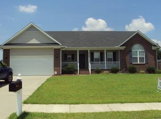 4122 Edward E Maynor Dr, Hope Mills, NC 28348