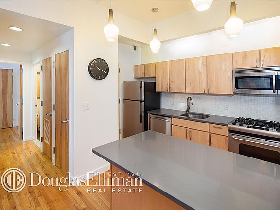2nd image of 475 Sterling Pl APT 4H