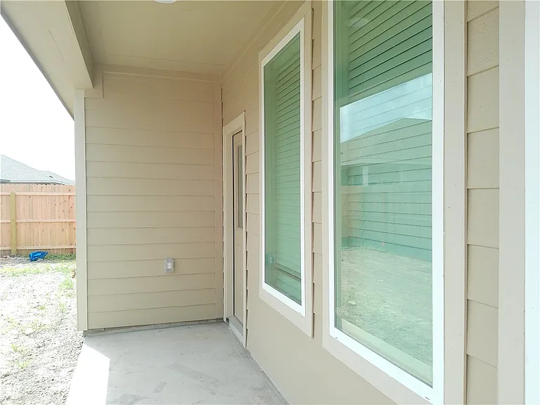 7842 Thor Dr — Photo 19