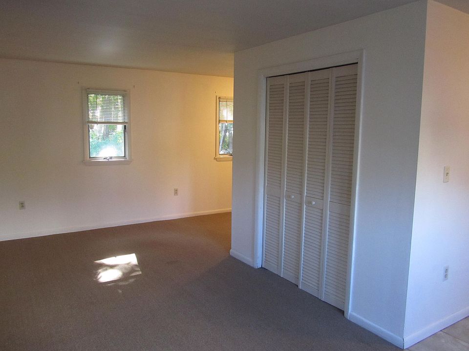 central living space & closet