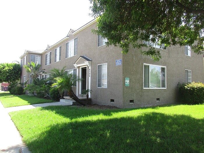 1st image of 4598 N Banner Dr #3