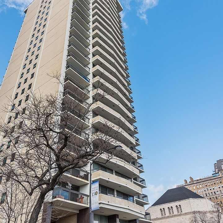 1st image of 3470 N Lake Shore Dr APT 6B