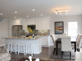1421 Idaho Ave S, Saint Louis Park, MN 55426