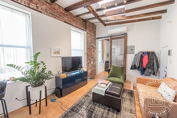 Rented by Nolita Group | media 11