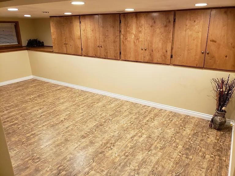 1220 Thayer Dr — Photo 16