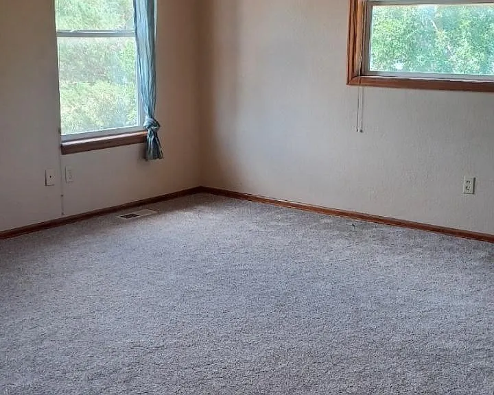 396 W Mangrum Dr — Photo 13