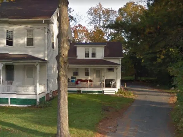 704 Main St, Amherst, MA 01002