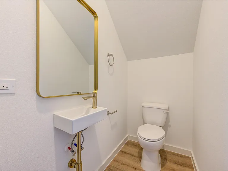 7120 Eastwood St #A — Photo 20