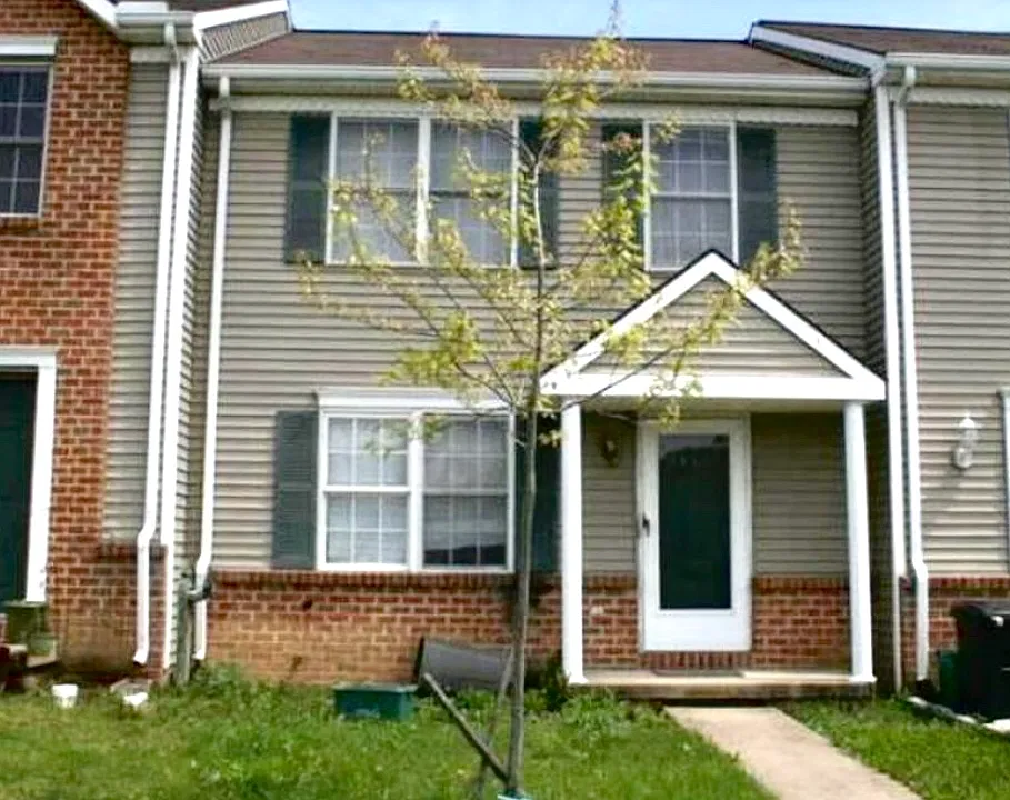 2417 Franklin Dr