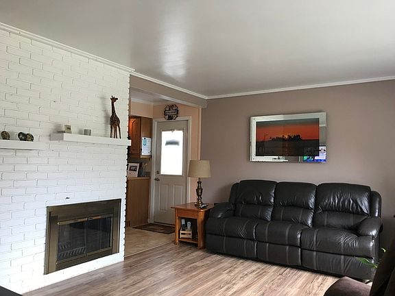 2nd image of 4118 Amelia Ave