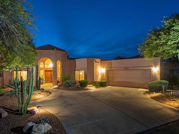 3rd image of 10265 N Carristo Dr