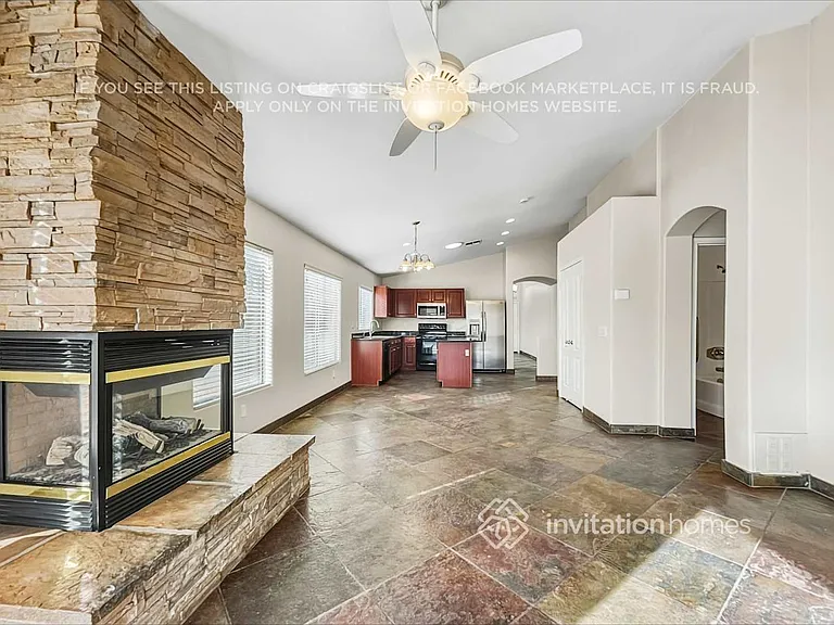 3042 S 64th Ave — Photo 5