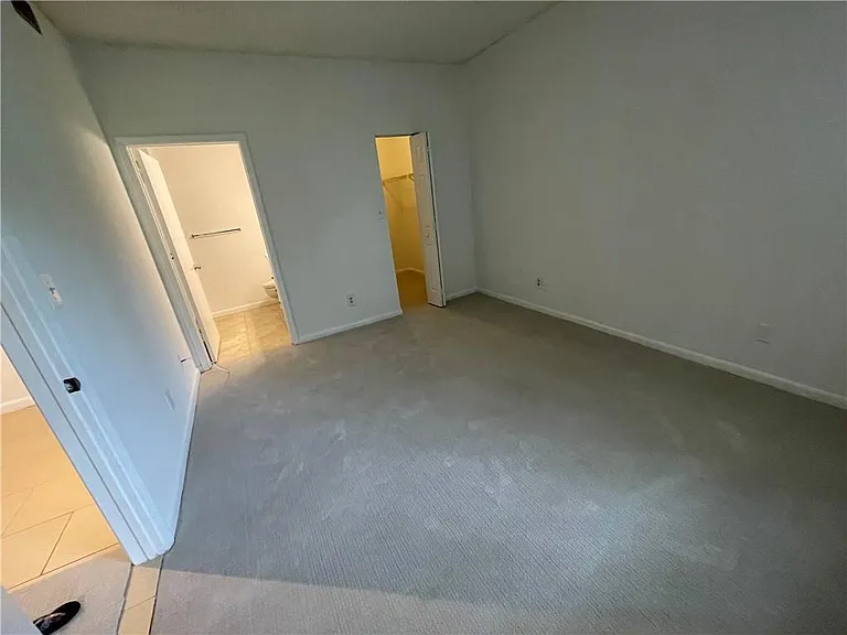 640 Cypress Club Way #J12 — Photo 10
