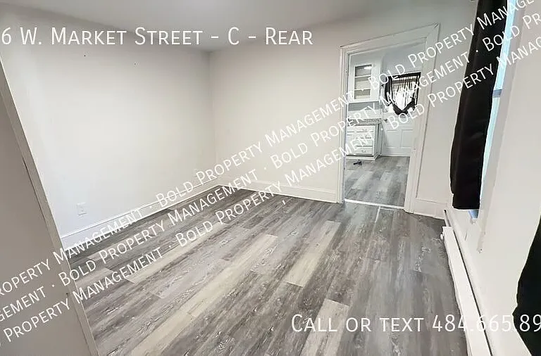 706 W Market St #C — Photo 5