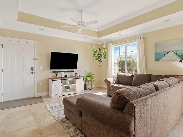 1030 Villagio Cir #207 — Photo 9