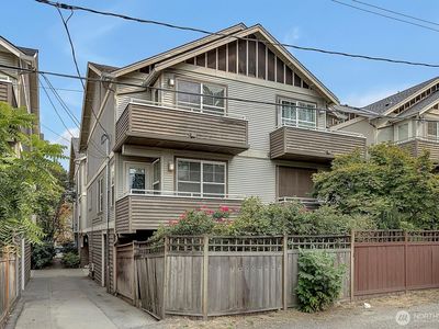 10307 B Midvale Avenue N, Seattle, WA, 98133