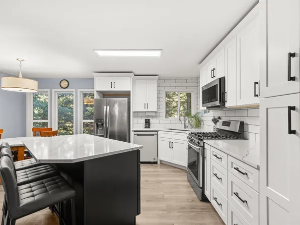 20235 Valley View Dr, Lewiston, ID 83501