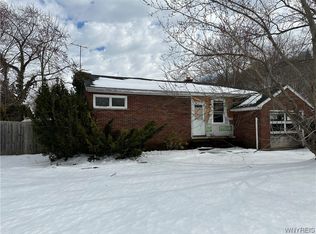 4909 Ridgeview Ave, Lewiston, NY 14092