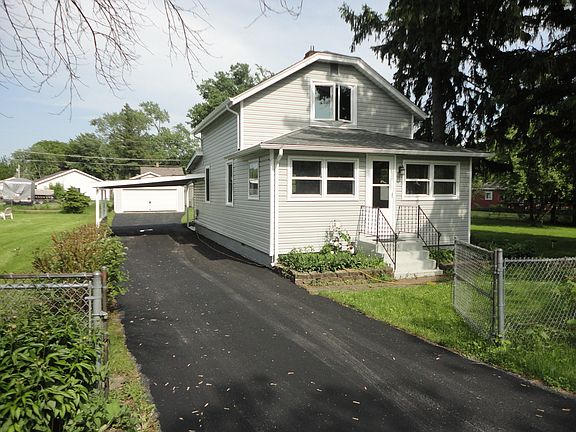 5th image of 42211 N 6th Ave