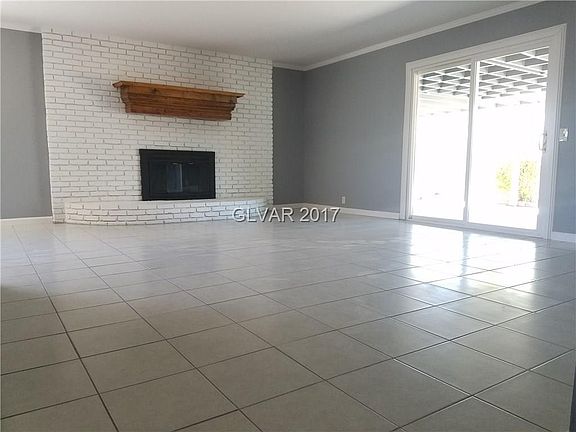 5th image of 805 Starks Dr