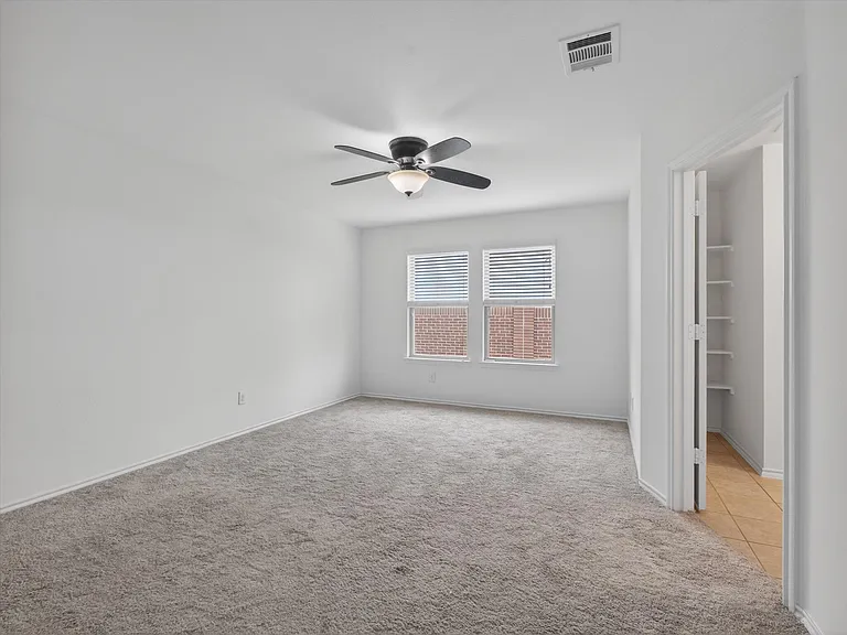 802 Platinum Dr — Photo 14