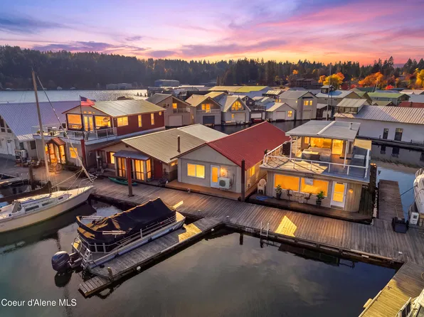 34131 E Scenic Bay Dr, Bayview, ID 83803