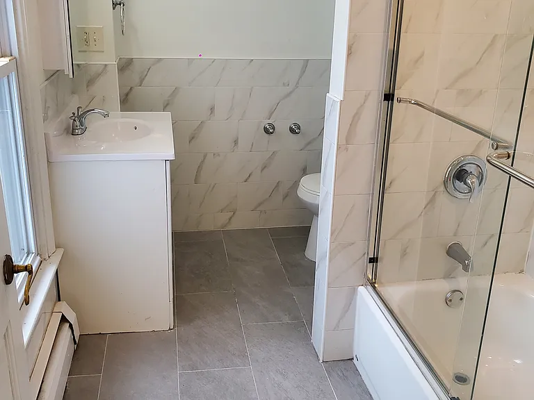 409 W Lincoln Ave — Photo 11