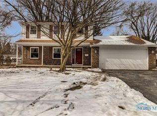 5945 Brainard Dr, Sylvania, OH 43560