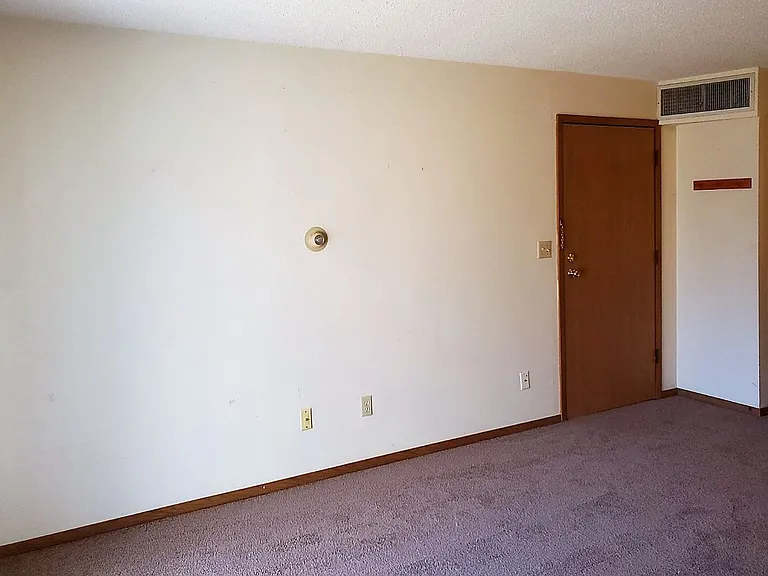 2639 Westwinds Dr #1 — Photo 5