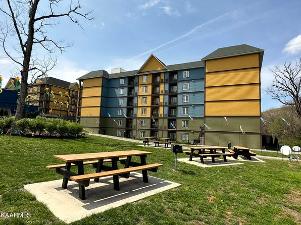 225 Collier Dr #2407, Sevierville, TN 37862