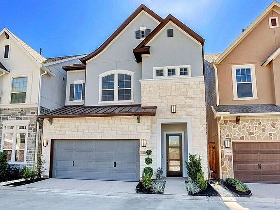 The Alexis - B Exterior