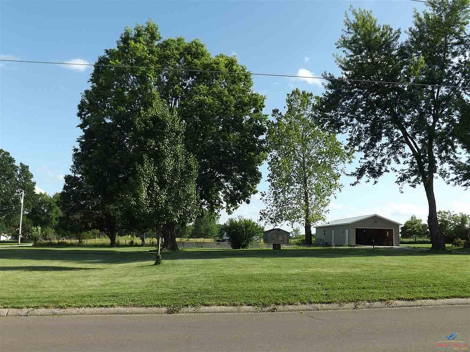2nd image of 605 W 32nd St