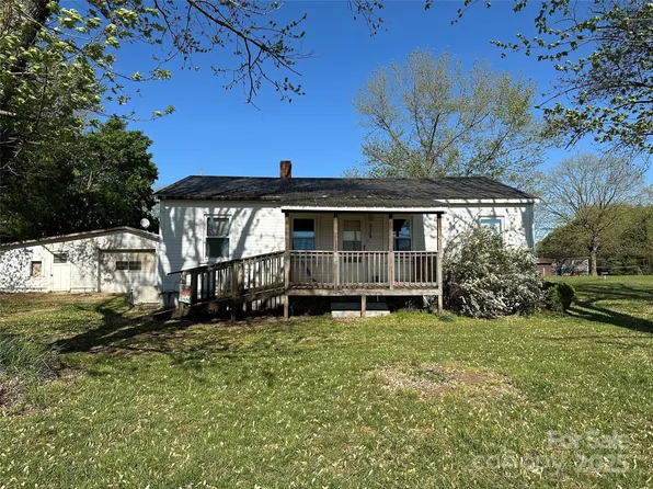 5364 Millersville Rd, Taylorsville, NC 28681