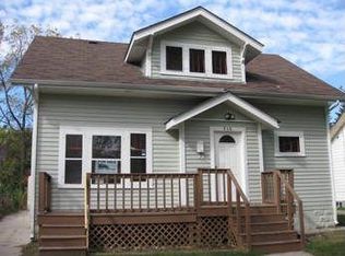 948 Westmoreland Ave, Waukegan, IL 60085